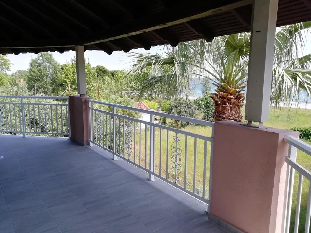 Villa Fotis View Paralia Skotinis Ngoại thất bức ảnh